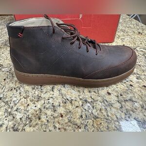 Red Wing Draftsmith Men's Brown Leather safety toe Boot.